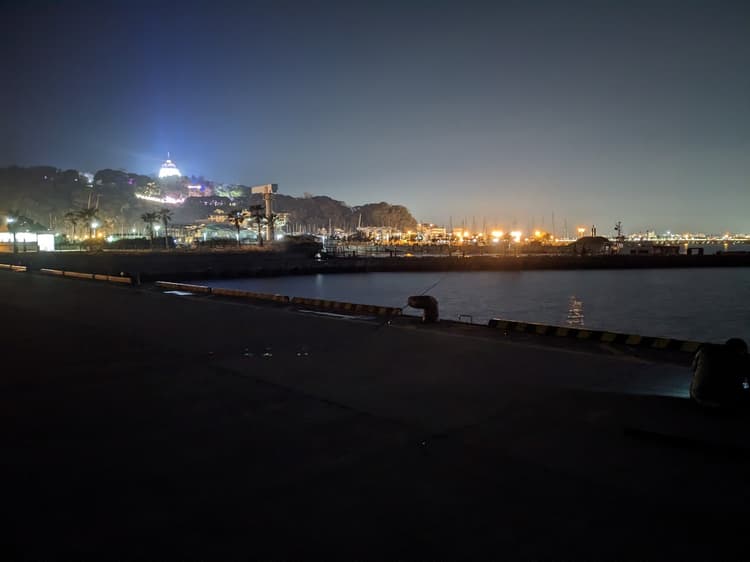 Cover Image for 再訪